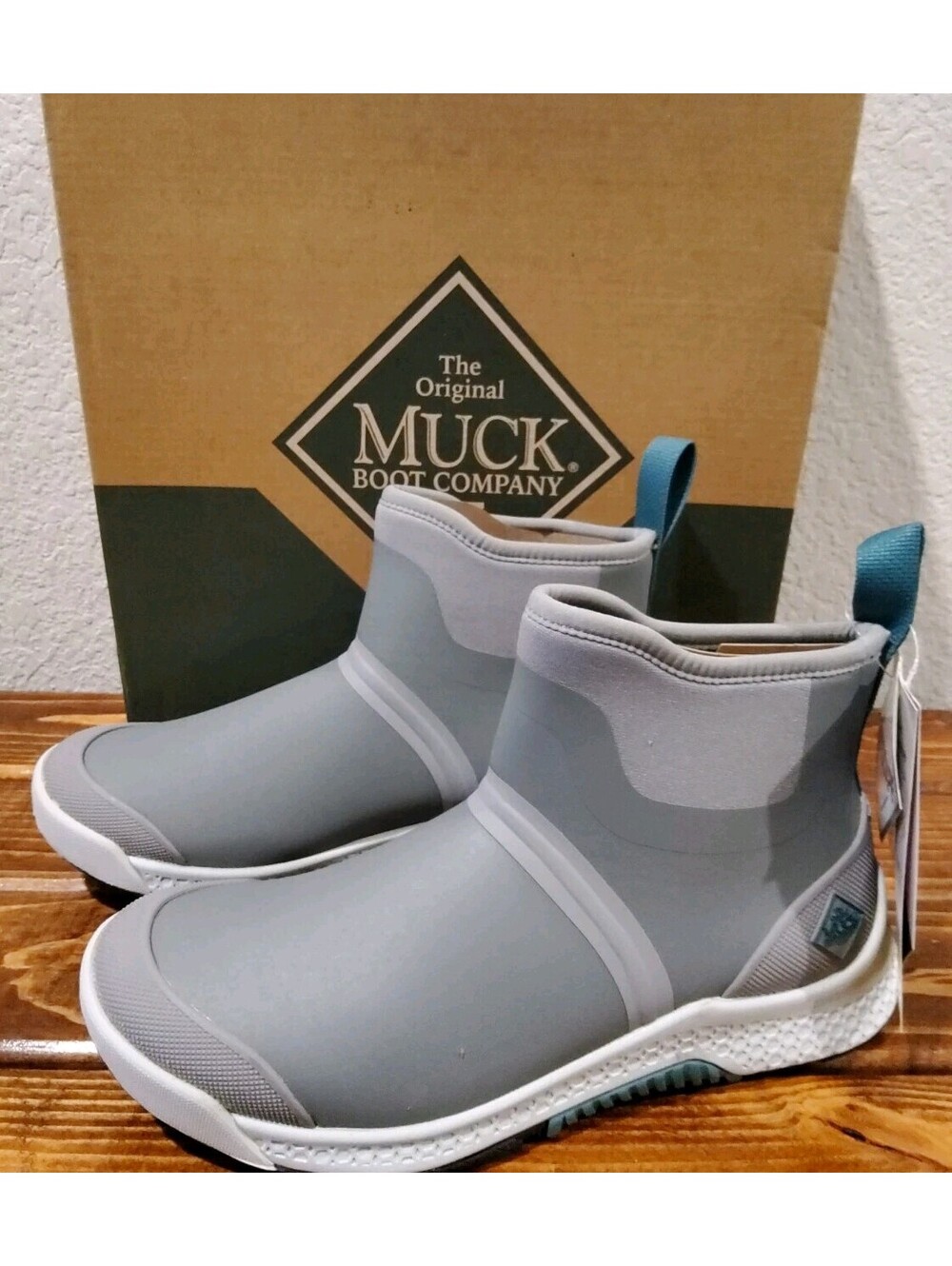 Original Muck Boots Outscape Chelsea Frost/Gray Women's Sz 6 OSCW-101 Waterproof